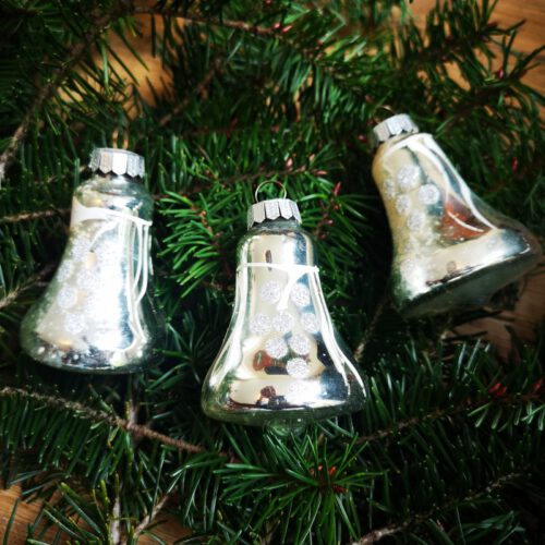 Vintage kerstballen bellen / kerstklokjes zilver 3 stuks