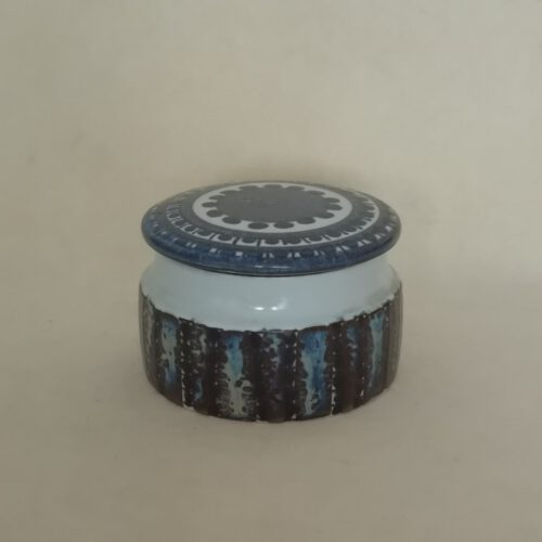 Vintage keramiek dekseldoosje / potje ‘Tenera’ Kari Christensen Royal Copenhagen Aluminia 424 / 3167