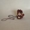 Vintage mini Monchichi baby aapje aan koord Sekiguchi