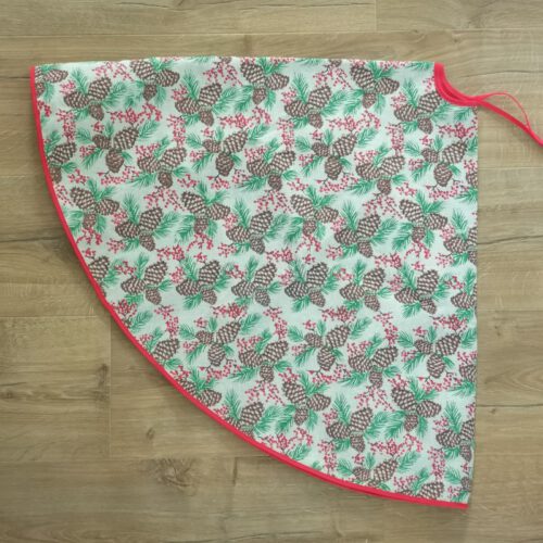 Vintage kerstboomrok dennenappels