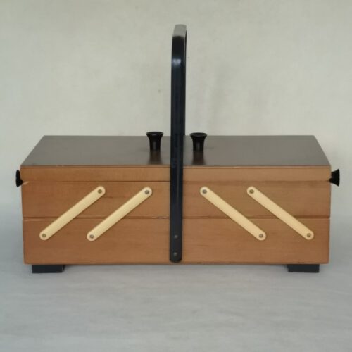 Vintage houten naaidoos