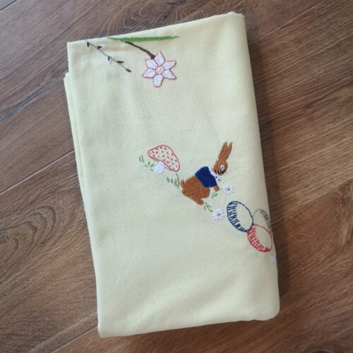 Vintage katoen tafelkleed Pasen geborduurd