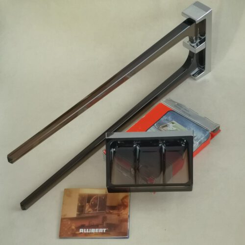 Vintage badkameraccessoires; handdoekhouder en zeephouder Allibert