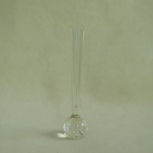 Vintage glazen eenbloems vaasje bubbels